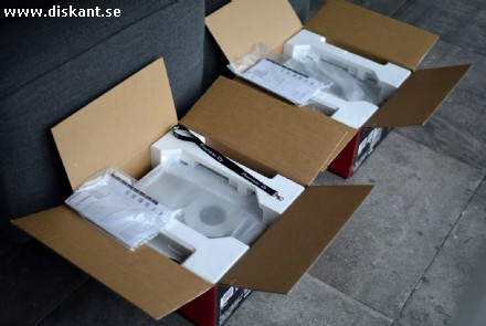 Vit begränsad 2x Pioneer CDJ 2000 NXS2 förpackad