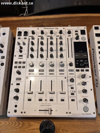 2xPioneer cdj 2000 NXS 2, 1 x DJM 900 NXS 2 (Limit