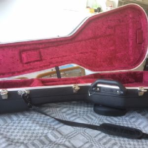 Gitarrfodral Hiscox PRO-II fr akustisk gitarr